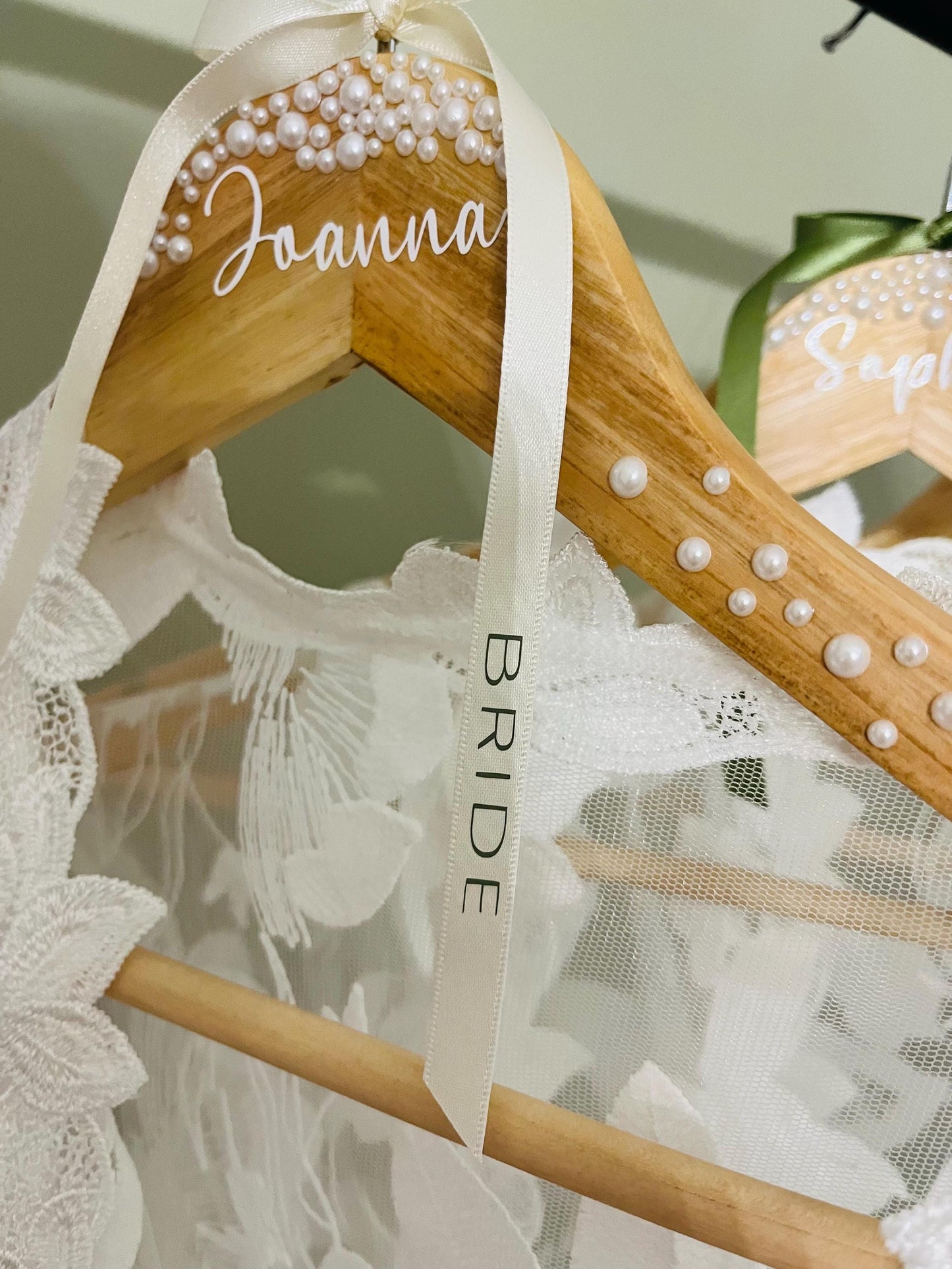 Personalised Pearl Wooden Bride / Bridesmaid Hanger