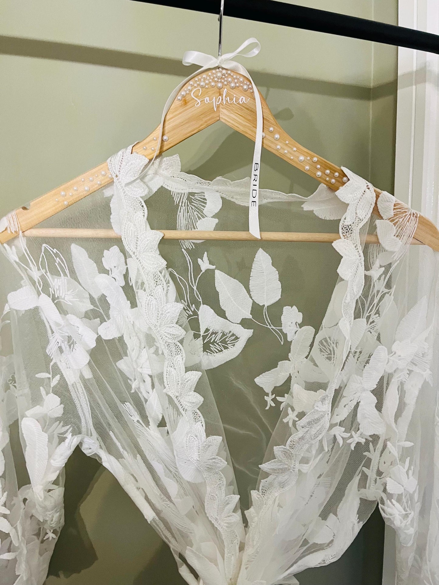 Personalised Pearl Wood Bride / Bridesmaid Hanger