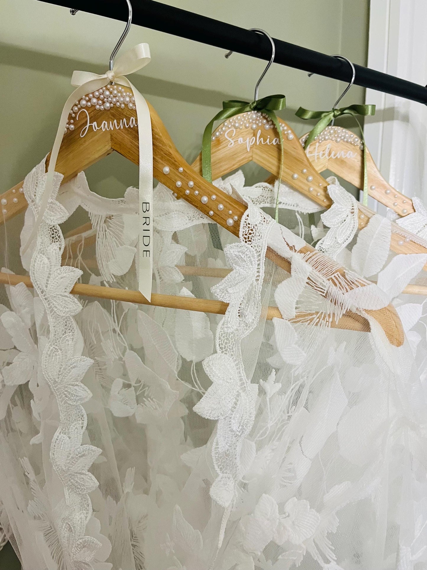 Personalised Pearl Wooden Bride / Bridesmaid Hanger