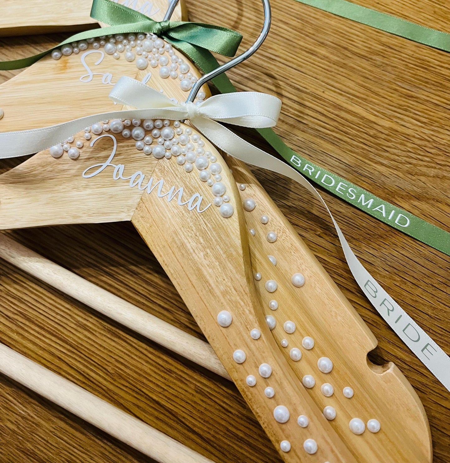 Personalised Pearl Wooden Bride / Bridesmaid Hanger