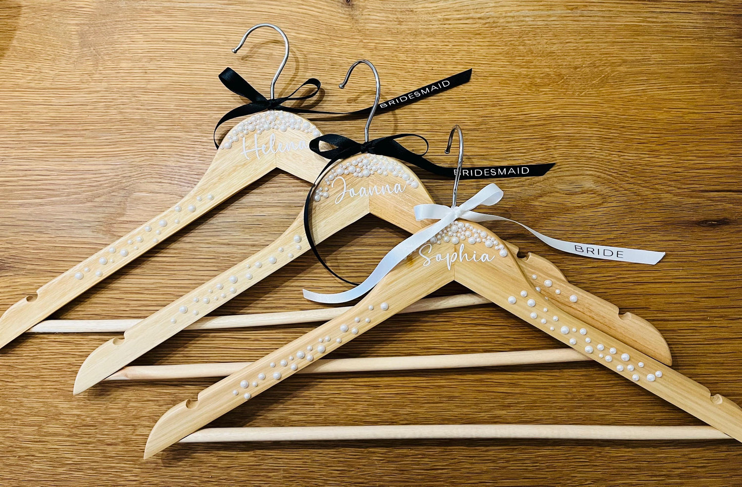 Personalised Pearl Wood Bride / Bridesmaid Hanger
