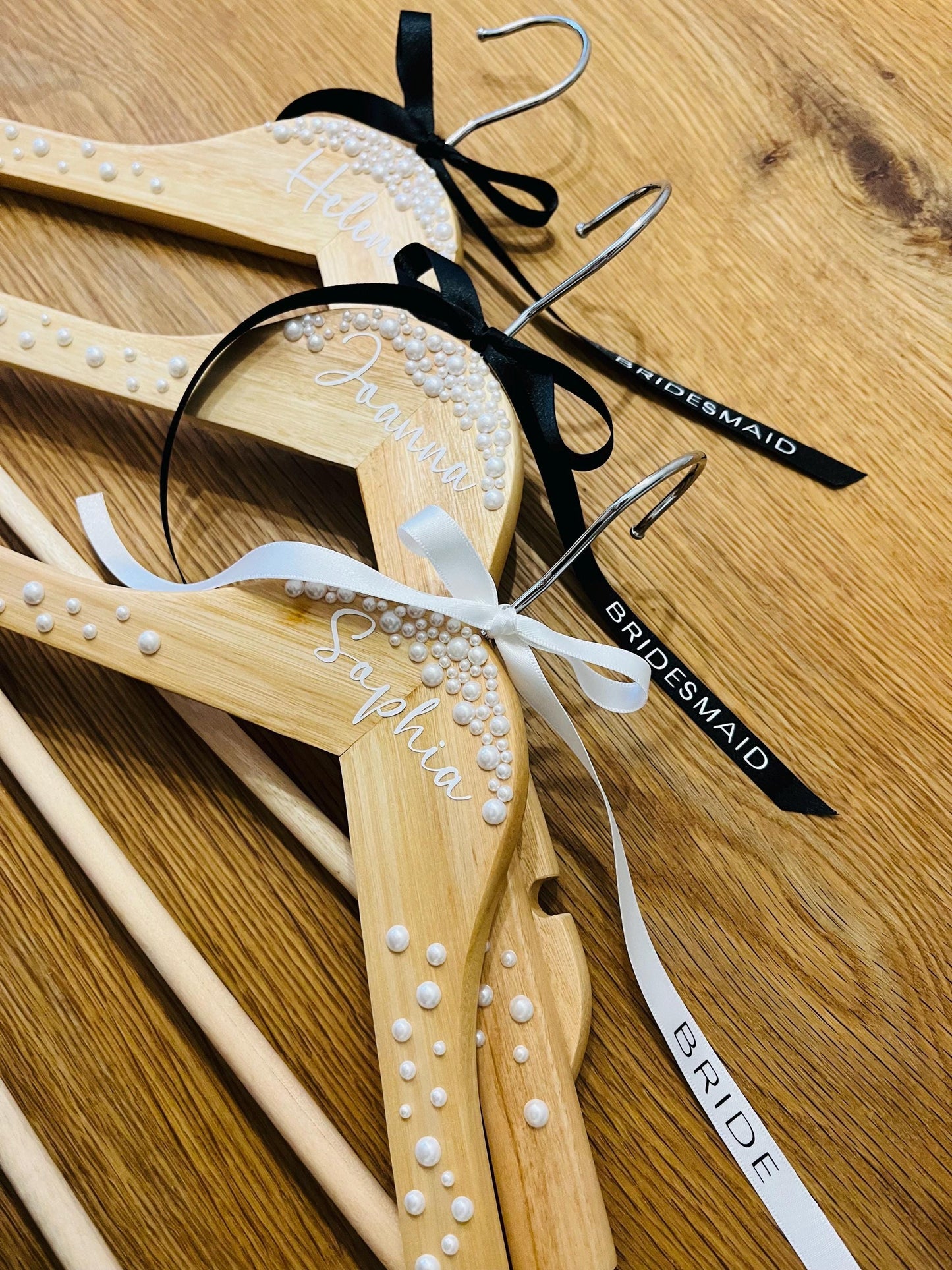 Personalised Pearl Wood Bride / Bridesmaid Hanger