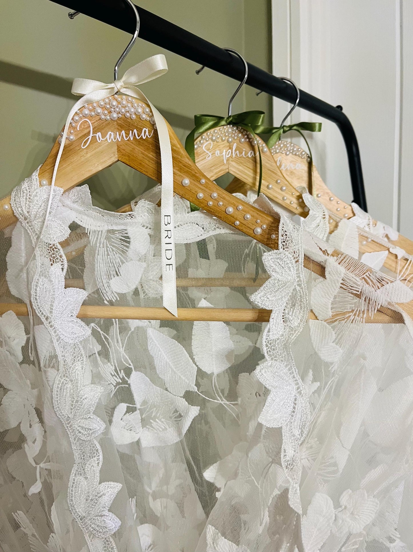 Personalised Pearl Wooden Bride / Bridesmaid Hanger